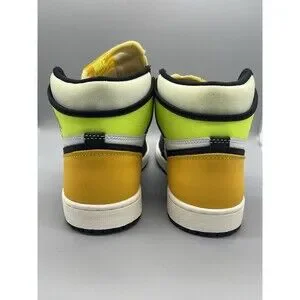 Jordan | Shoes | Air Jordan Retro High Og Volt Gold Size 95m  display picture 1